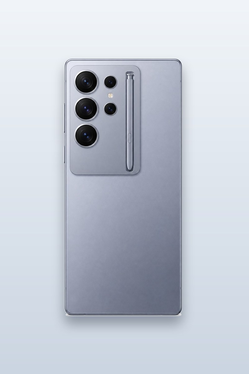 Samsung Galaxy S25 Ultra — Studio view